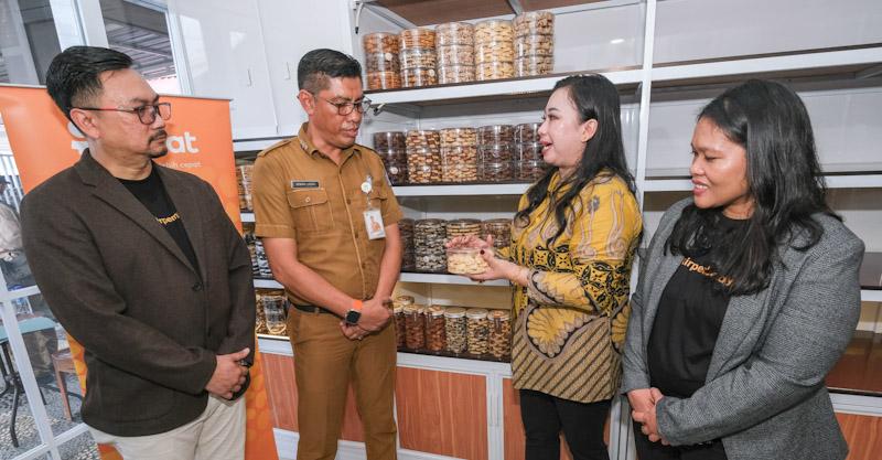 Bersama BTPN Syariah, Ibu Sheila Raup Rp50 Juta per Bulan dari Usahanya 1 Bersama BTPN Syariah, Ibu Sheila Raup Rp50 Juta per Bulan dari Usahanya