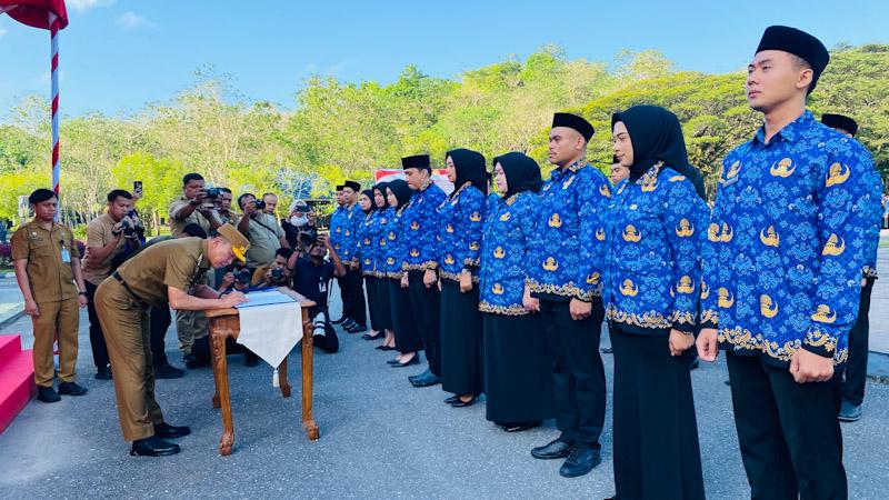 3.886 CPNS dan PPPK Lingkup Pemprov Sultra Formasi 2024 Resmi Terima SK 1 3.886 CPNS dan PPPK Lingkup Pemprov Sultra Formasi 2024 Resmi Terima SK