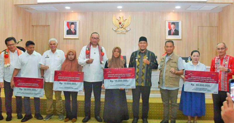 Kemensos Salurkan Bansos dan Sosialisasi Sekolah Rakyat di Kendari 1 Kemensos Salurkan Bansos dan Sosialisasi Sekolah Rakyat di Kendari