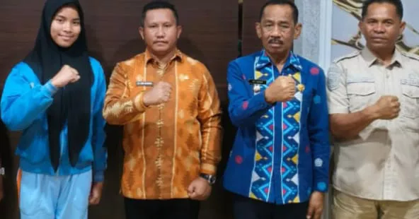 Bupati dan Wakil Bupati Mubar Resmi Melepas Wa Ode Alika ke Seleksi Paskibraka Nasional