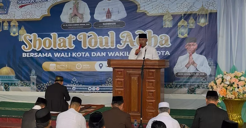 Gelar Salat Iduladha, Wakil Wali Kota Kendari Ajak Masyarakat Perkuat Kepedulian Sosial 1 Gelar Salat Iduladha, Wakil Wali Kota Kendari Ajak Masyarakat Perkuat Kepedulian Sosial