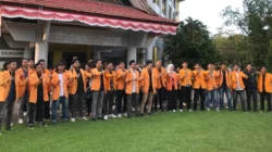 BEM dan MPM UHO Dukung Prof. Armid sebagai Rektor, Imbau Tak Ada Kericuhan 12 BEM dan MPM UHO Dukung Prof. Armid sebagai Rektor, Imbau Tak Ada Kericuhan