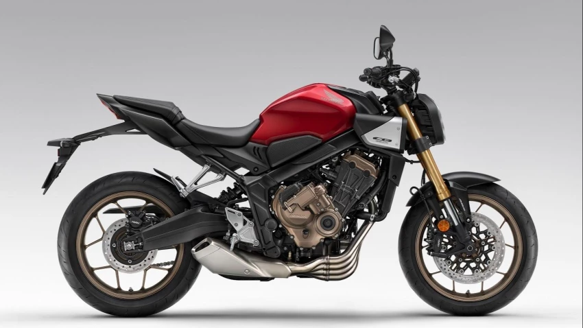 CB650R Terbaru: Makin Gagah dengan Teknologi Honda E-Clutch dan TFT Panel Meter