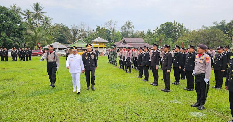HUT Bhayangkara ke-79, Bupati Mubar Harap Polri Semakin Profesional 1 HUT Bhayangkara ke-79, Bupati Mubar Harap Polri Semakin Profesional