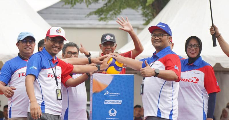 Pertamina Patra Niaga Sulawesi Gelar Turnamen Voli Pertamina Cup III: Dorong Prestasi dan Sportivitas Generasi Muda Sulsel 1 Pertamina Patra Niaga Sulawesi Gelar Turnamen Voli Pertamina Cup III: Dorong Prestasi dan Sportivitas Generasi Muda Sulsel
