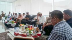 DPRD Kendari Usul Pemkot Hibahkan Jalan Rusak di Bungkutoko ke Pelindo untuk Perbaikan Cepat 9 DPRD Kendari Usul Pemkot Hibahkan Jalan Rusak di Bungkutoko ke Pelindo untuk Perbaikan Cepat