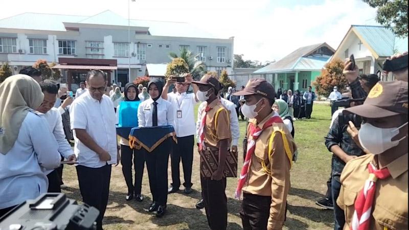 31 Anak Binaan LPKA Kendari Dapat Remisi di Momen Hari Anak Nasional 2025 1 31 Anak Binaan LPKA Kendari Dapat Remisi di Momen Hari Anak Nasional 2025