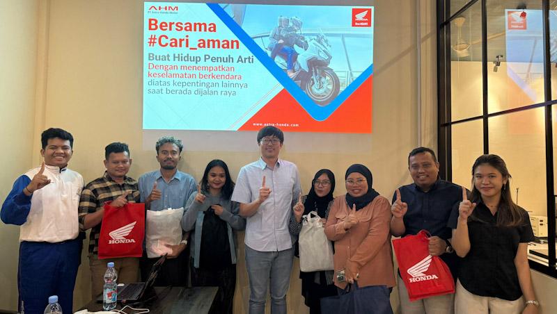Jurnalis Kendari Dapat Edukasi Safety Riding dari Asmo Sulsel Jelang Honda One Make Race 2025 1 Jurnalis Kendari Dapat Edukasi Safety Riding dari Asmo Sulsel Jelang Honda One Make Race 2025
