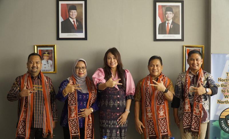 Pariwisata Sulawesi akan Terhubung! Ini Kesepakatan Penting Dispar se-Sulawesi di Manado 1 Pariwisata Sulawesi akan Terhubung! Ini Kesepakatan Penting Dispar se-Sulawesi di Manado
