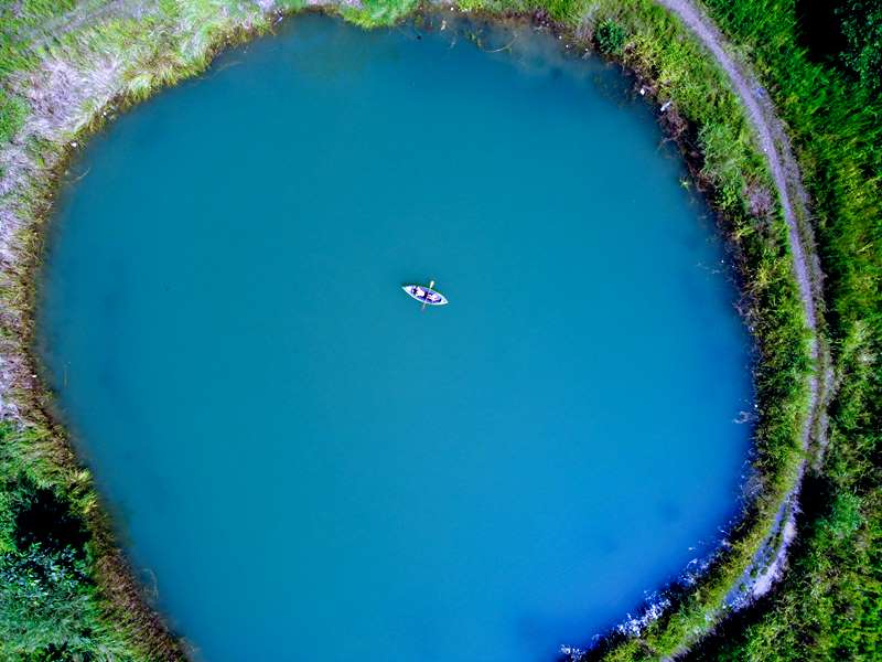 Kisah Sakral di Telaga Biru Oheo: dari Berkah Dewi Padi hingga Cinta Anawai Ngguluri 3 Kisah Sakral di Telaga Biru Oheo: dari Berkah Dewi Padi hingga Cinta Anawai Ngguluri