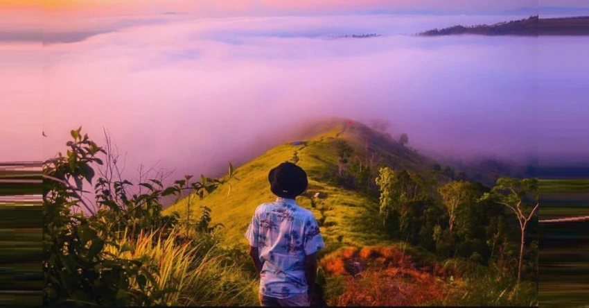 Fenomena “Lautan” Awan di Puncak Ahuawali dan Cerita Sakral tentang Sumur Jin