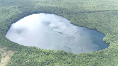 Kisah Cinta Terlarang dan Fenomena Aneh Danau Berbentuk Hati di Buton Tengah