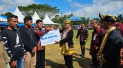 10 Ahli Waris Pekerja Rentan Terima Santunan Jaminan Kematian di Momen HUT ke-11 Mubar 7 10 Ahli Waris Pekerja Rentan Terima Santunan Jaminan Kematian di Momen HUT ke-11 Mubar