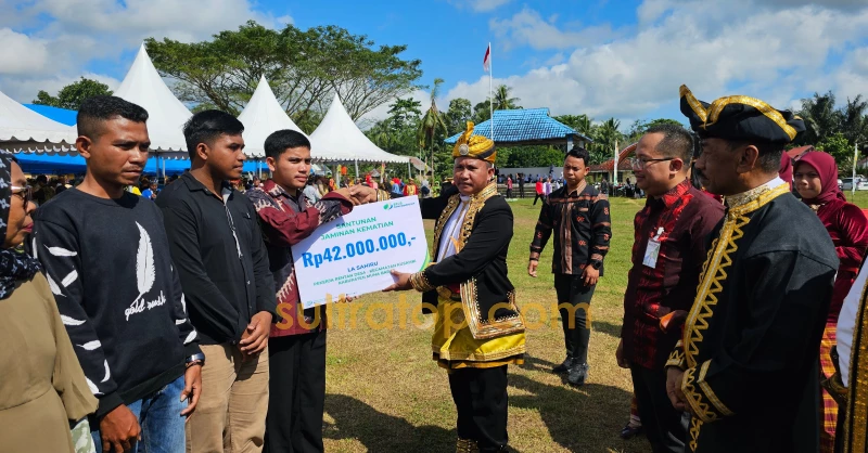 10 Ahli Waris Pekerja Rentan Terima Santunan Jaminan Kematian di Momen HUT ke-11 Mubar 1 10 Ahli Waris Pekerja Rentan Terima Santunan Jaminan Kematian di Momen HUT ke-11 Mubar