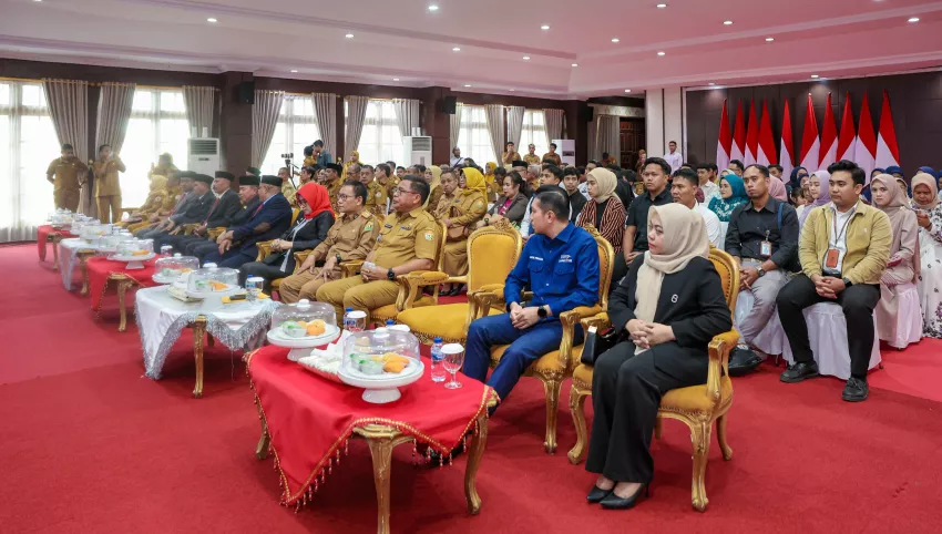Perkuat Sinergi BUMD, Dirut BPR Bahteramas Kendari Hadiri Pelantikan Perumda Utama Sultra 4 Perkuat Sinergi BUMD, Dirut BPR Bahteramas Kendari Hadiri Pelantikan Perumda Utama Sultra