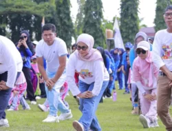 Peringati Hari Anak Nasional 2025, BPR Bahteramas Bombana Beri Doorprize dan Tabungan Pelajar