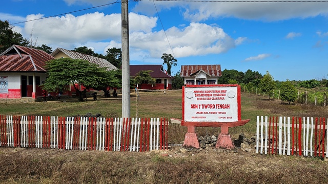 Oknum PNS Guru SD di Muna Barat Malas Mengajar, Kerap Digantikan Guru Honorer