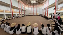 Didukung Kadin Sultra, 170 Penari Wakatobi Siap Tampil di Istana Negara 5 Didukung Kadin Sultra, 170 Penari Wakatobi Siap Tampil di Istana Negara