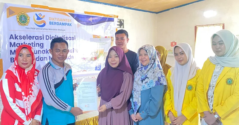 Kembangkan Pemasaran Digital, UMW Kendari Bimbing UMKM Indomestica Pakai Meta Ads