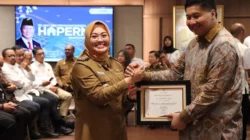 Penghargaan Nasional untuk Kota Kendari: Bebas Biaya PBG Dukung Program 3 Juta Rumah 10 Penghargaan Nasional untuk Kota Kendari: Bebas Biaya PBG Dukung Program 3 Juta Rumah