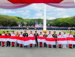 Semarak HUT ke-80 RI, Pemprov Sultra Launching Gerakan Bagi 10 Ribu Bendera