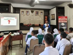 Asmo Sulsel Gandeng Polres Gowa Berikan Edukasi Safety Riding untuk Pelajar SMPN 1 Sungguminasa