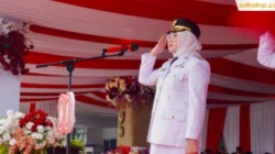 Wali Kota Kendari Serahkan Penghargaan dan Santunan di HUT ke-80 RI 6 Wali Kota Kendari Serahkan Penghargaan dan Santunan di HUT ke-80 RI