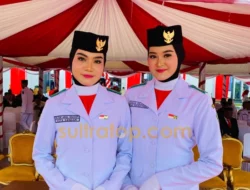 Siswi SMAN 5 Kendari dan SMKN 5 Kolut Jadi Pembawa Baki Paskibraka Tingkat Provinsi