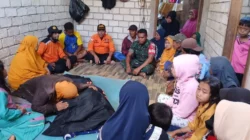Warga Muna yang Hilang di Sungai Desa Poaroha Ditemukan Meninggal dengan Luka di Perut 12 Warga Muna yang Hilang di Sungai Desa Poaroha Ditemukan Meninggal dengan Luka di Perut
