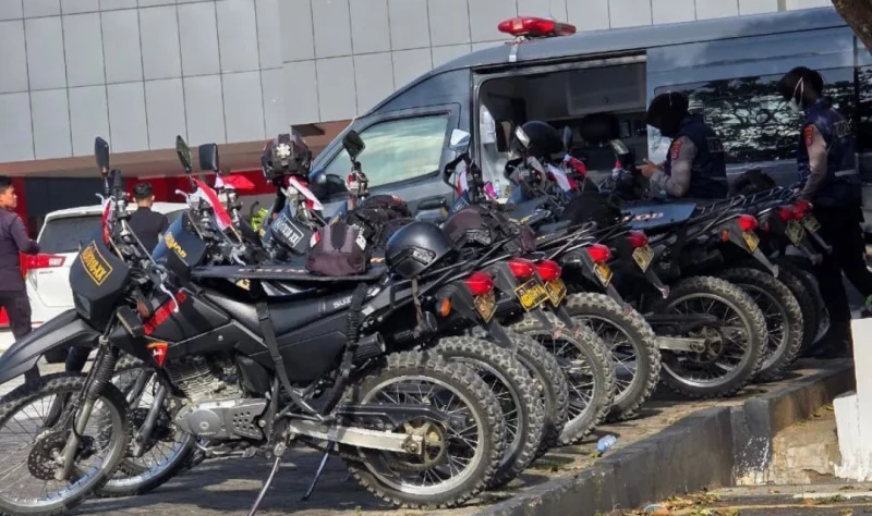 Antisipasi Unjuk Rasa, 500 Personel Gabungan TNI-Polri Disiagakan di DPRD Sultra