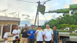 Zulham Damu Wujudkan Aspirasi Warga Anawai, Lampu Jalan hingga Sumur Bor Terpasang 8 Zulham Damu Wujudkan Aspirasi Warga Anawai, Lampu Jalan hingga Sumur Bor Terpasang