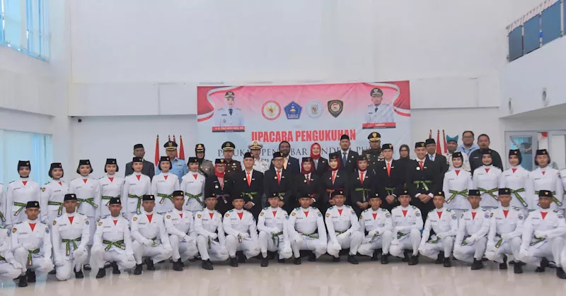 Wali Kota Kendari Resmi Kukuhkan 43 Anggota Paskibraka