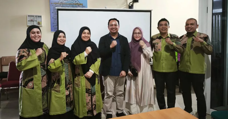 FIIKES UMW Kendari dan FIKES Unsulbar Teken MoU Tingkatkan Mutu SDM Kesehatan 4 FIIKES UMW Kendari dan FIKES Unsulbar Teken MoU Tingkatkan Mutu SDM Kesehatan