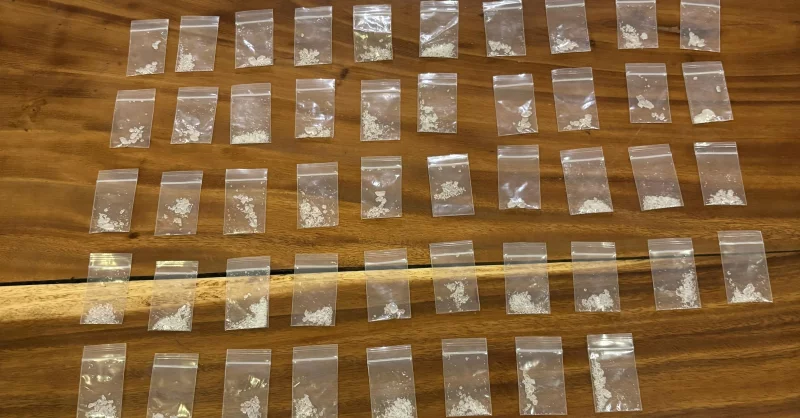 Polres Muna Bekuk Ibu Rumah Tangga dan Pelajar 16 Tahun, Amankan 21,52 Gram Narkoba 1 Polres Muna Bekuk Ibu Rumah Tangga dan Pelajar 16 Tahun, Amankan 21,52 Gram Narkoba