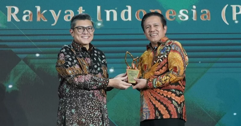 BRI Raih Anugerah Ekonomi Hijau Berkat Konsistensi Dukung Keuangan Inklusif 1 BRI Raih Anugerah Ekonomi Hijau Berkat Konsistensi Dukung Keuangan Inklusif