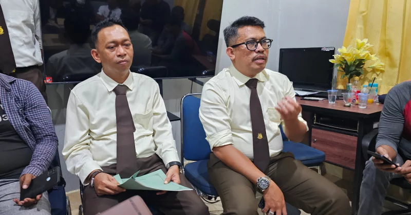 Kejari Muna Ungkap Dugaan Korupsi Rp1 Miliar di Setda Mubar Tahun 2023 1 Kejari Muna Ungkap Dugaan Korupsi Rp1 Miliar di Setda Mubar Tahun 2023