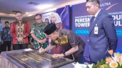 Gubernur ASR Resmikan Penggunaan Tower Bank Sultra 14 Lantai 8 Gubernur ASR Resmikan Penggunaan Tower Bank Sultra 14 Lantai
