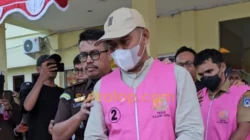 Mantan Kadis dan Kasubag Keuangan Dinkes Muna Jadi Tersangka Korupsi Dana BOK dan JKN Kapitasi 13 Mantan Kadis dan Kasubag Keuangan Dinkes Muna Jadi Tersangka Korupsi Dana BOK dan JKN Kapitasi