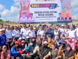 Aksi Bersih-Bersih di Kendari: 18 Ribu Warga Ikut World Clean Up Day 2025