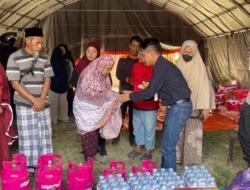 Pertamina Patra Niaga Sulawesi Salurkan Bantuan untuk Korban Kebakaran di Kelurahan Watang Soreang