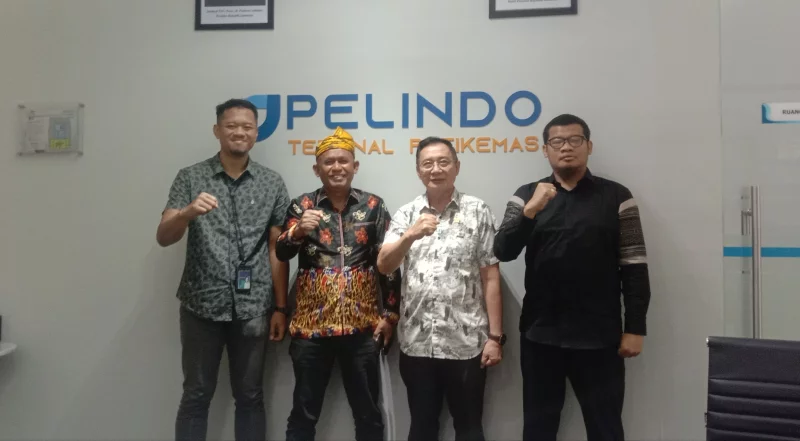 Komisi III DPRD Kendari Sambangi Kantor Pusat PT Pelindo, Bahas Solusi Jalan Rusak di Bungkutoko 1 Komisi III DPRD Kendari Sambangi Kantor Pusat PT Pelindo, Bahas Solusi Jalan Rusak di Bungkutoko