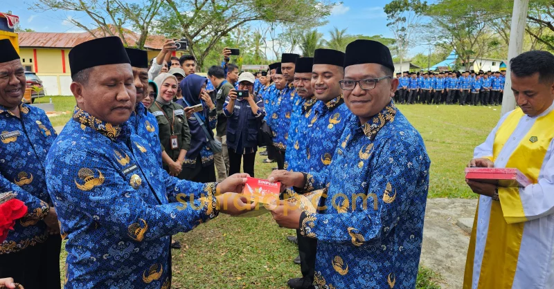 1.406 PPPK Penuh Waktu di Muna Barat Terima Gaji Melalui Bank Sultra Kambara 1 1.406 PPPK Penuh Waktu di Muna Barat Terima Gaji Melalui Bank Sultra Kambara