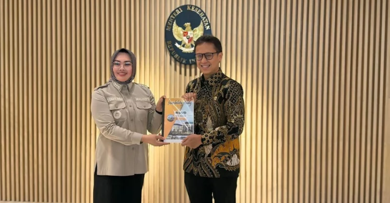Wali Kota Kendari Temui Menkes, Dorong Pembangunan Rumah Sakit Modern 1 Wali Kota Kendari Temui Menkes, Dorong Pembangunan Rumah Sakit Modern
