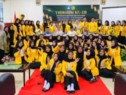 120 Mahasiswa FIIKES UMW Kendari Ikuti Prosesi Yudisium XII Tahun Akademik 2024/2025