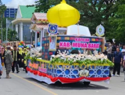 Kafilah Muna Barat Tampilkan Liwu Mokesa di Pawai Taaruf STQH Nasional 2025