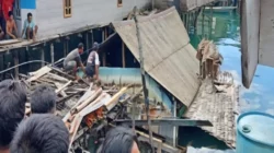 Angin Kencang dan Hujan Deras Robohkan Rumah Warga di Muna Barat 18 Angin Kencang dan Hujan Deras Robohkan Rumah Warga di Muna Barat
