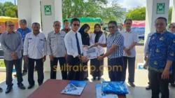 Program Penggaris ASR-Hugua: 17.500 Seragam Gratis untuk SMA Sederajat Disalurkan 7 Program Penggaris ASR-Hugua: 17.500 Seragam Gratis untuk SMA Sederajat Disalurkan