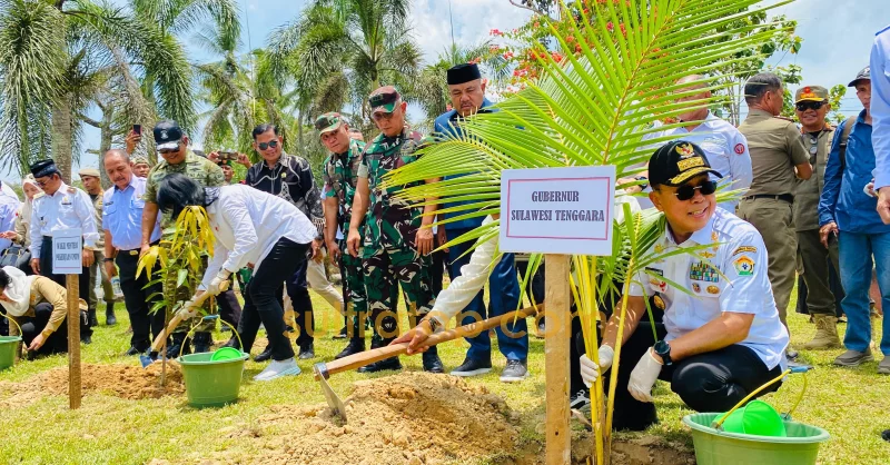 Gubernur Sultra Resmikan Sekolah Unggul Garuda di Konsel, Apresiasi Kinerja Kadis dan Sekda