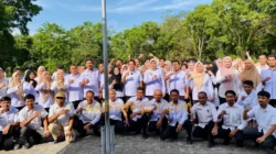 Wagub Hugua Pimpin Apel Acak di Dinsos, Apresiasi Kedisiplinan ASN Capai 85 Persen 8 Wagub Hugua Pimpin Apel Acak di Dinsos, Apresiasi Kedisiplinan ASN Capai 85 Persen