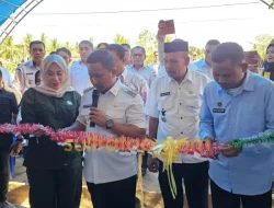 Bupati Mubar Resmikan Dapur MBG di Napano Kusambi, Ajak Warga Maksimalkan Potensi Bahan Baku Lokal